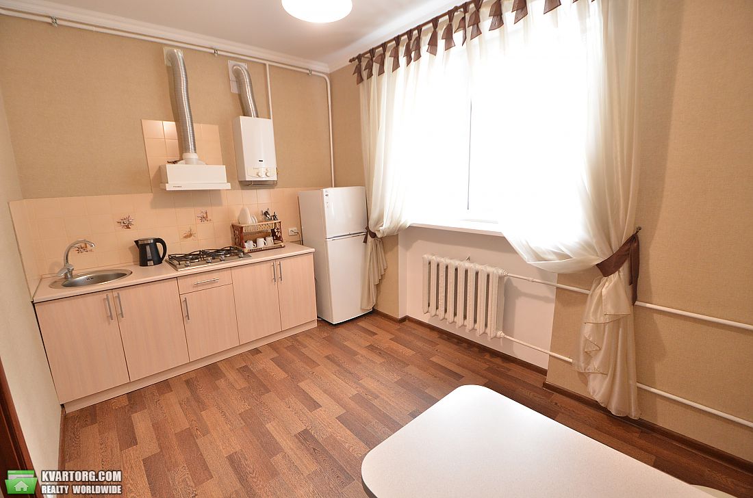 Rent out 1-room apartment. Николаев, Соборная — photo 4