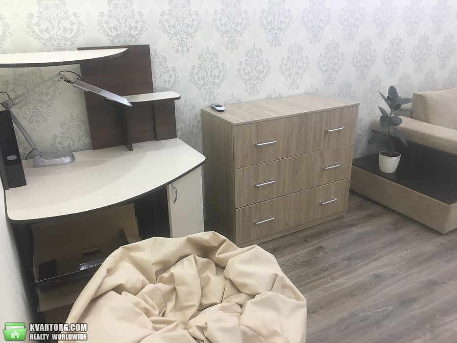 Rent out 2-room apartment. Киев,  Феодосийская — photo 10