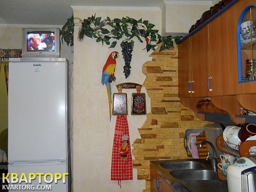 Rent out 2-room apartment. Днепропетровск, Титова — photo 1