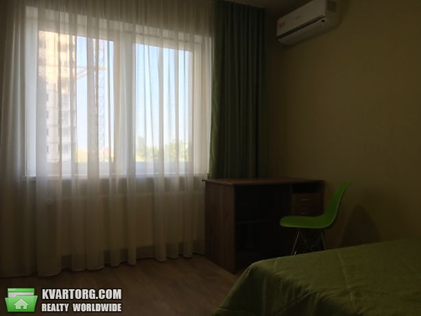 Rent out 2-room apartment. Киев, Нижнеключевая — photo 2