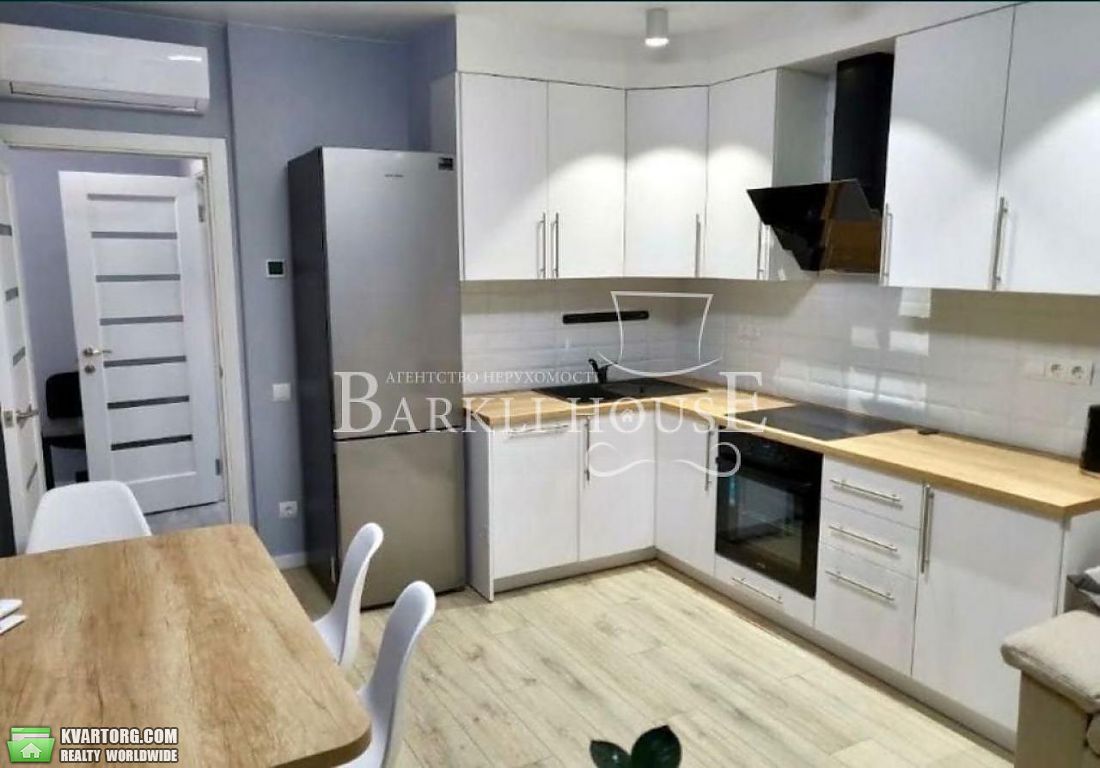 Rent out 2-room apartment. Киев,  Липковского — photo 3
