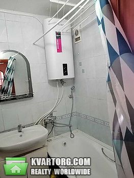 Rent out 3-room apartment. Киев,  Королева пр — photo 3