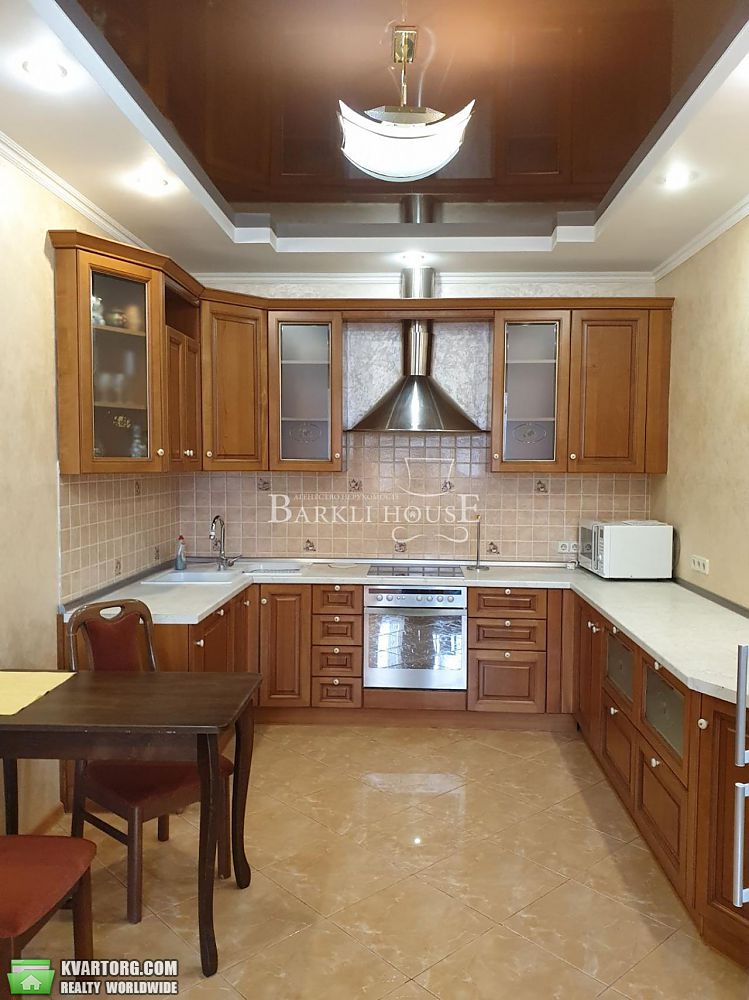 Rent out 4-room apartment. Киев,  Металлистов — photo 4