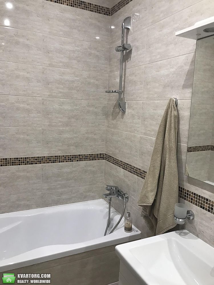 Rent out 1-room apartment. Киев,  Крейсера Авроры — photo 5