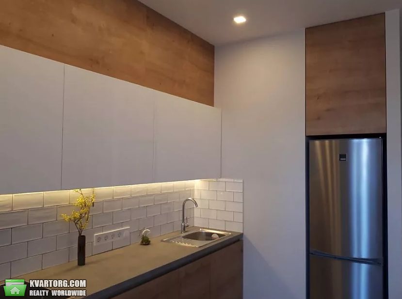 Rent out 1-room apartment. Киев,  Щорса — photo 3