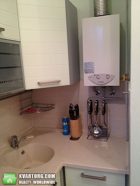 Sell 2-room apartment. Киев,  Богдана Хмельницкого — photo 10