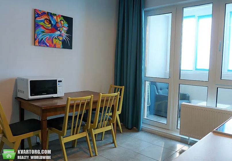 Rent out 2-room apartment. Киев, Стеценква — photo 2