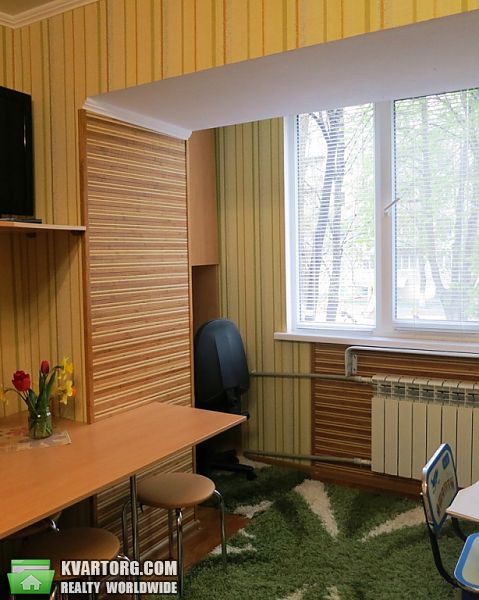 Sell 3-room apartment. Киев, Святославская — photo 9