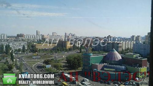 Sell 3-room apartment. Киев, Дружбы Народов пл — photo 2