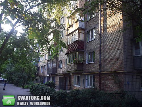 Sell 2-room apartment. Киев,  Соломенская — photo 1