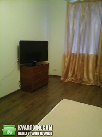 Rent out 1-room apartment. Киев,  Трутенко — photo 2
