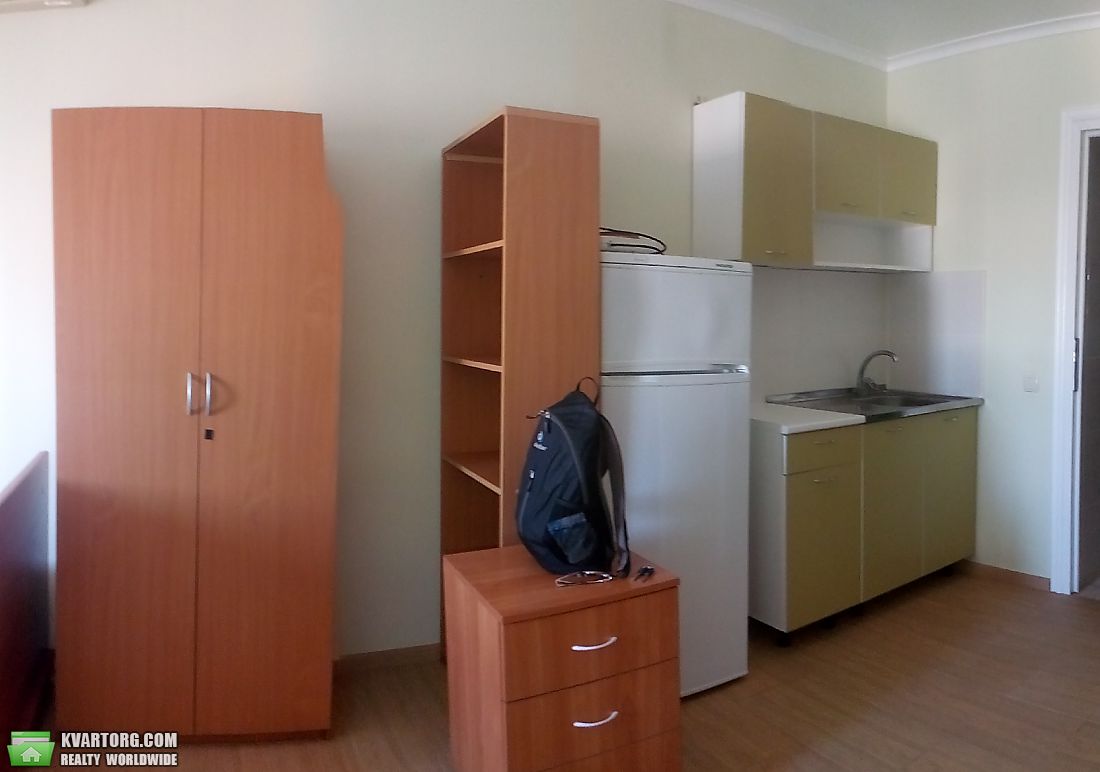 Rent out 1-room apartment. Киев,  Борщаговская — photo 2