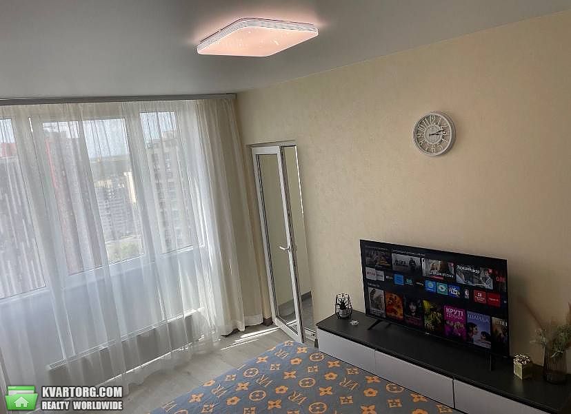 Rent out 1-room apartment. Киев, Вулиця Всеволода Змієнка — photo 9