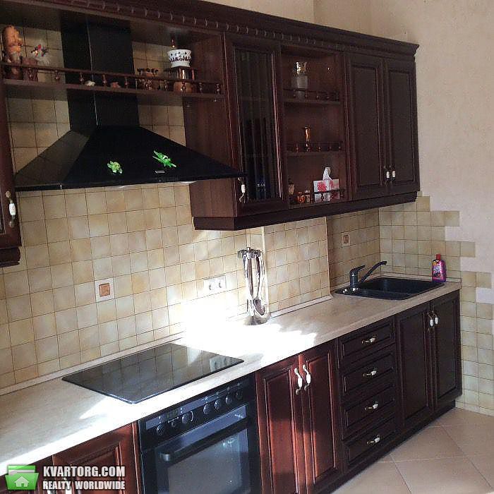 Rent out 3-room apartment. Киев,  Павловская — photo 8