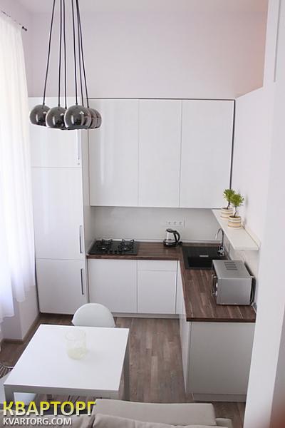 Rent out 2-room apartment. Киев,  Михайловская — photo 2