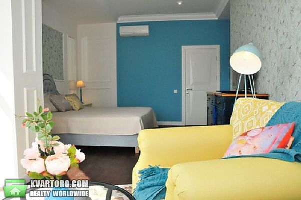 Rent out 5-room apartment. Киев,  Глубочицкая — photo 1