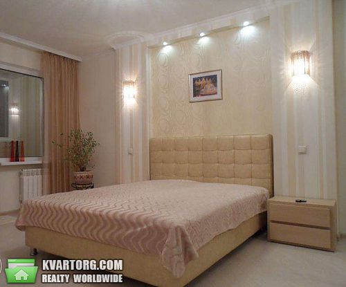 Rent out 2-room apartment. Киев, Ващенко — photo 1