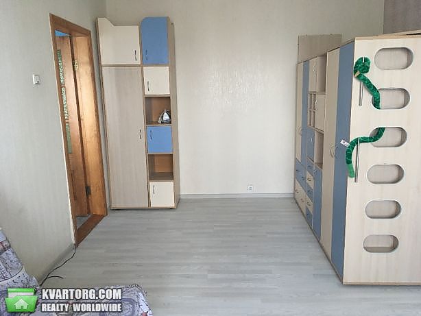 Rent out 3-room apartment. Киев, Просп. Бажана — photo 2