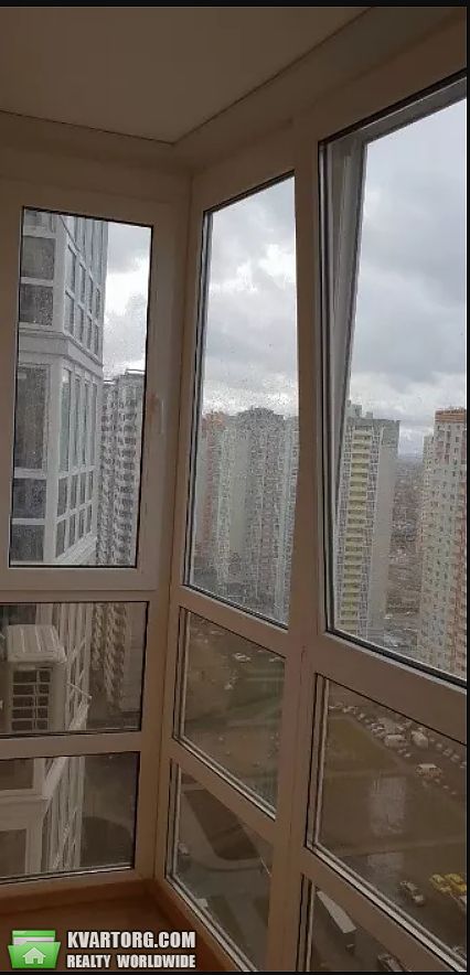 Rent out 1-room apartment. Киев, Гмыри — photo 3