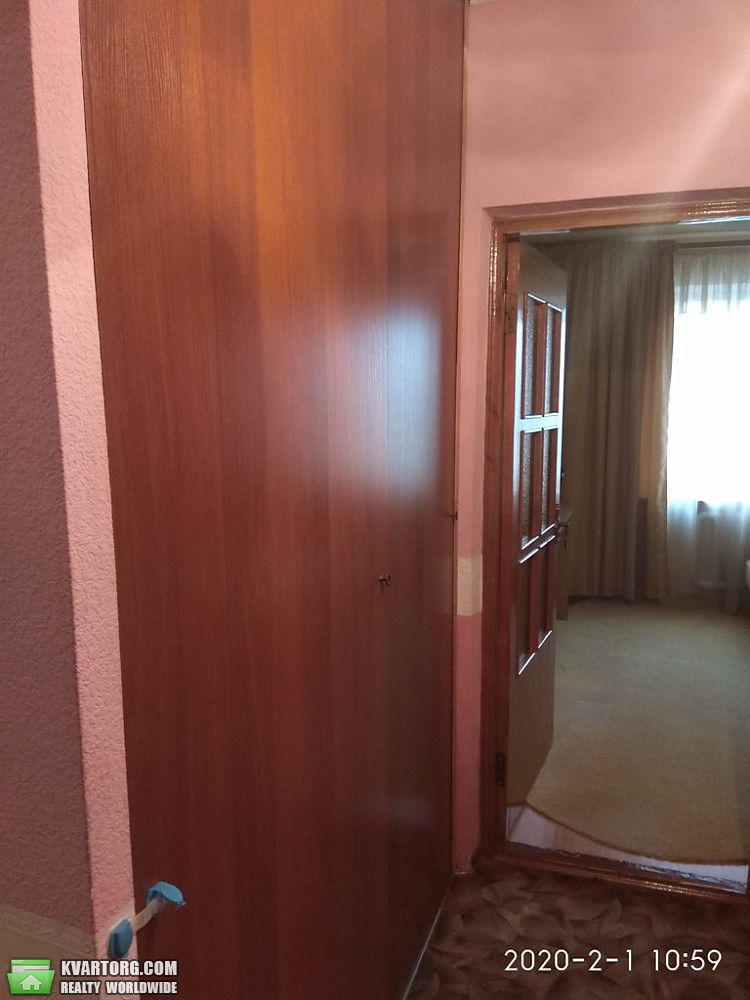 Rent out 3-room apartment. Киев,  Срибнокильская — photo 2