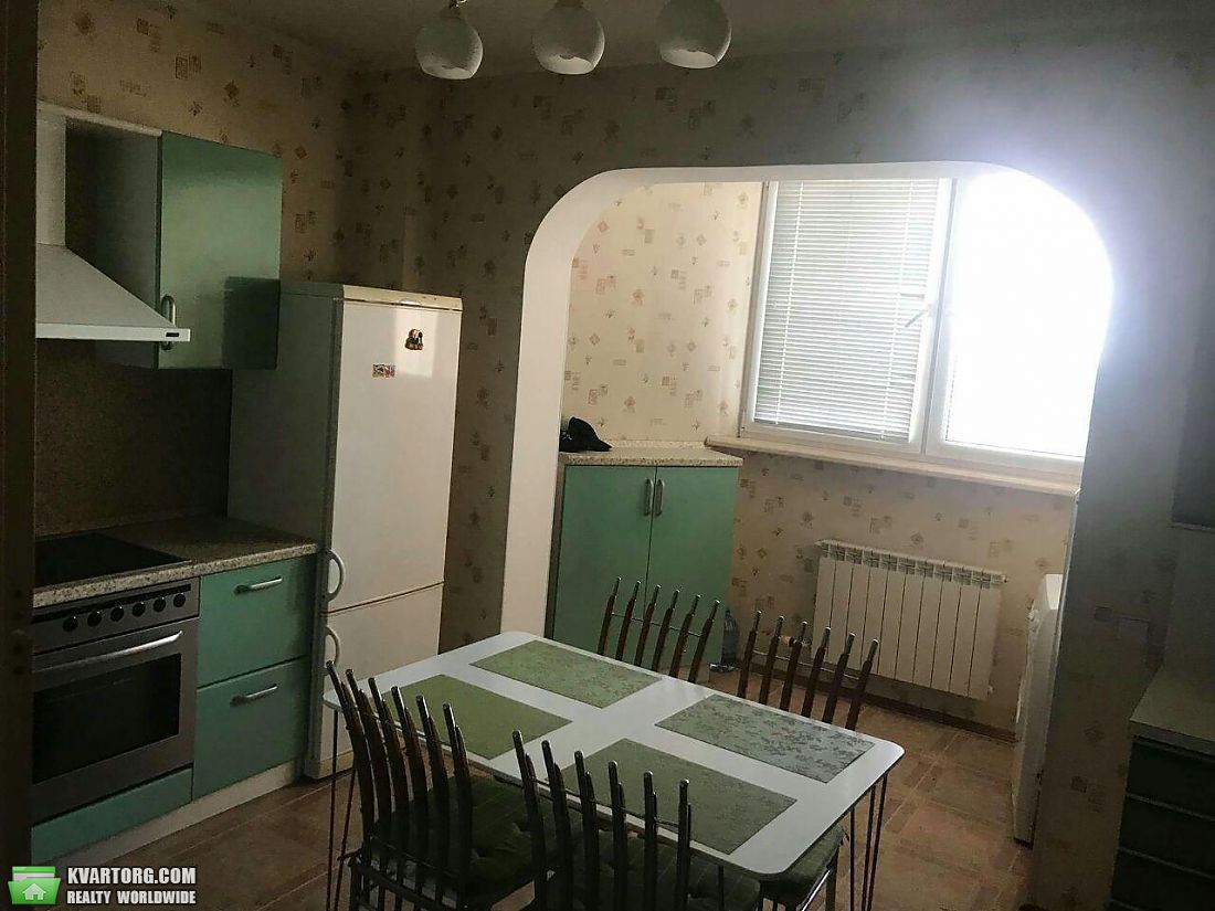 Rent out 2-room apartment. Киев,  Бажана — photo 3