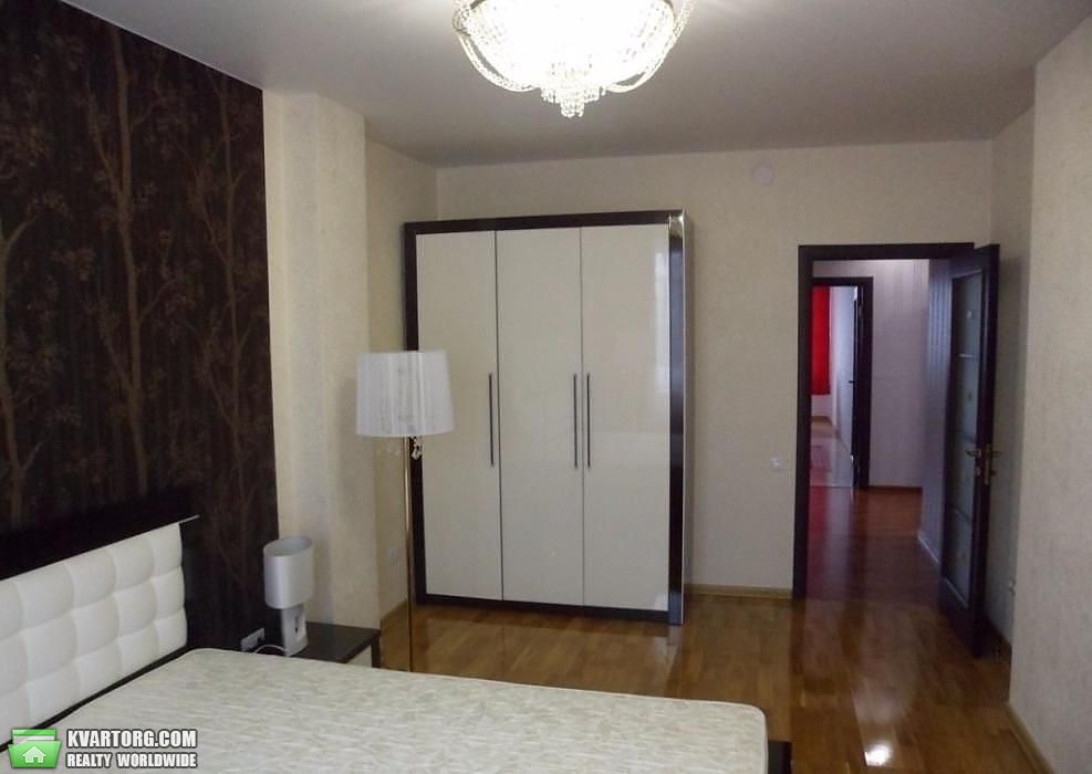 Rent out 2-room apartment. Киев,  Голосеевская — photo 5