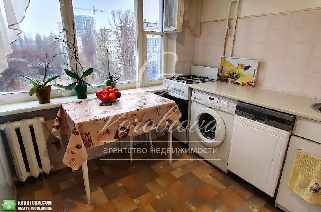 Sell 3-room apartment. Киев,  Кучера василя — photo 4