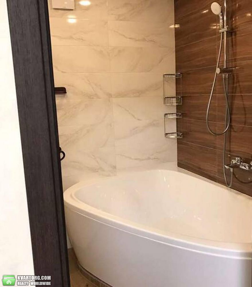 Rent out 4-room apartment. Киев, Деловая — photo 6