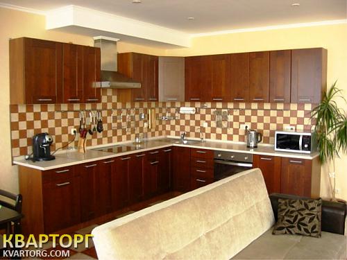 Rent out 3-room apartment. Киев,  Ломоносова — photo 1