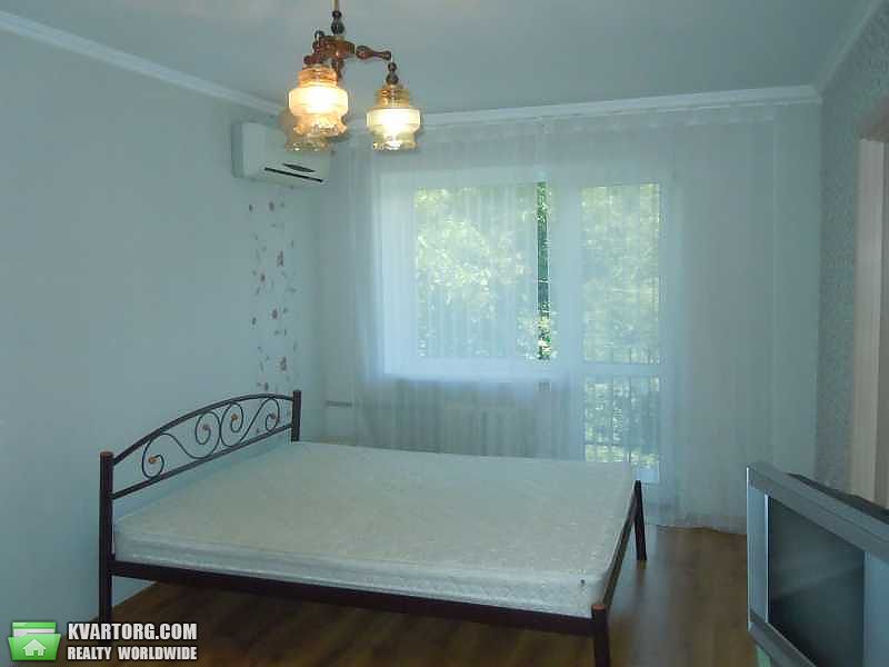 Sell 3-room apartment. Одесса, Посмитного — photo 1