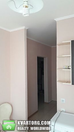Rent out 3-room apartment. Киев,  Харьковское шоссе — photo 8