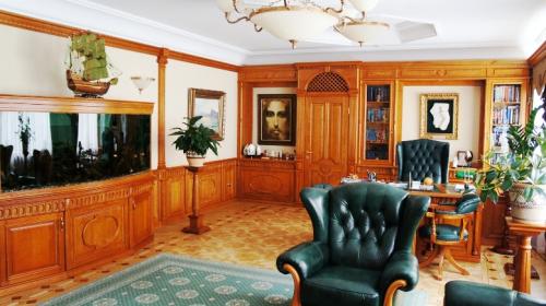 Rent out office. Киев, Терещенковская — photo 1