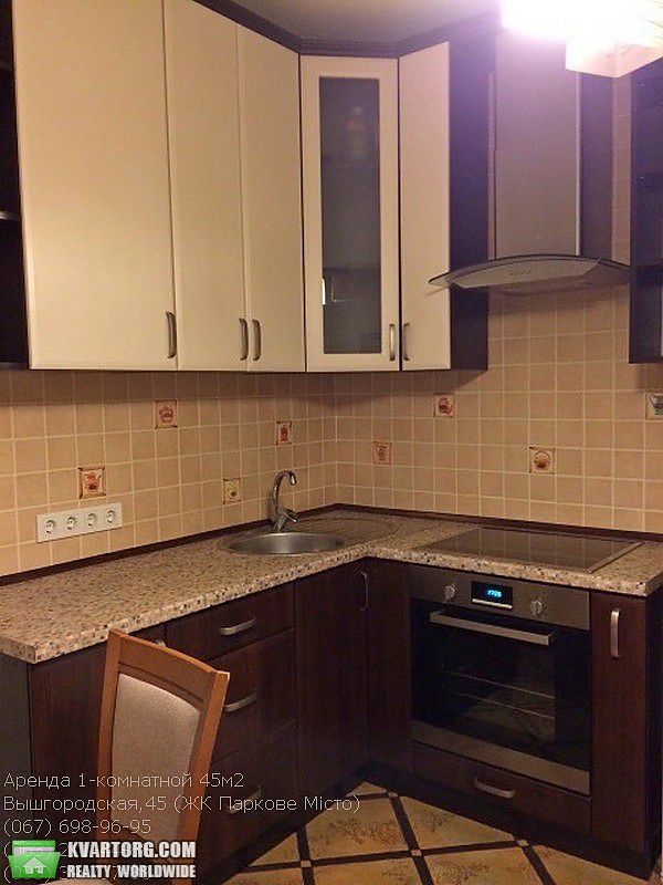 Rent out 1-room apartment. Киев, Вышгородская — photo 2