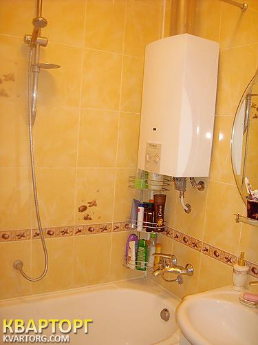 Rent out 2-room apartment. Киев, шелеовичная — photo 8