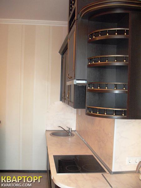 Rent out 3-room apartment. Киев,  Старонаводницкая — photo 1