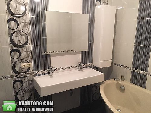 Sell 3-room apartment. Киев,  Срибнокильская — photo 9