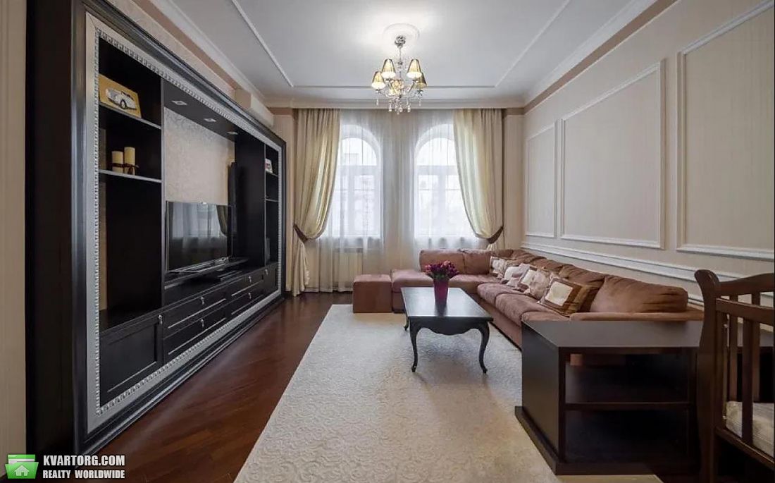 Rent out 2-room apartment. Киев,  Гарматная — photo 2