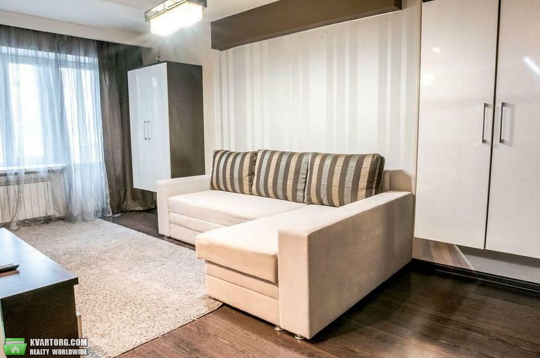 Rent out 1-room apartment. Киев,  Леси Украинки бул — photo 3
