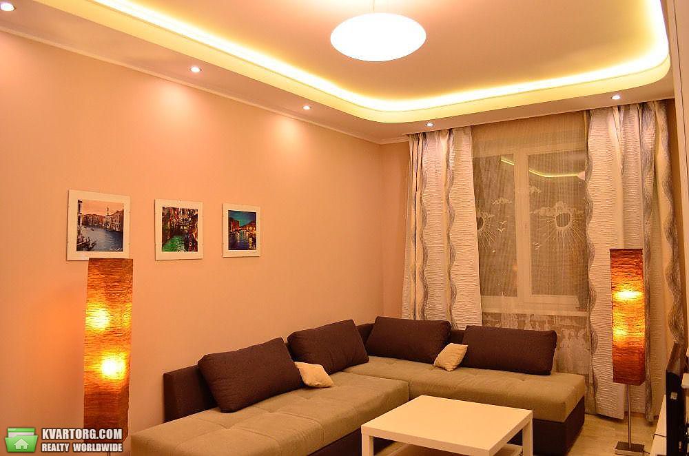 Rent out 2-room apartment. Киев,  Леси Украинки бул — photo 1