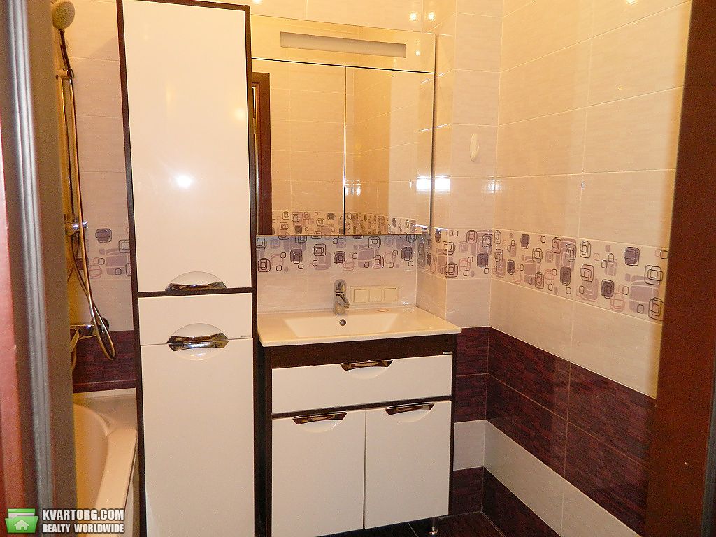 Sell 3-room apartment. Киев,  Пчелки — photo 9