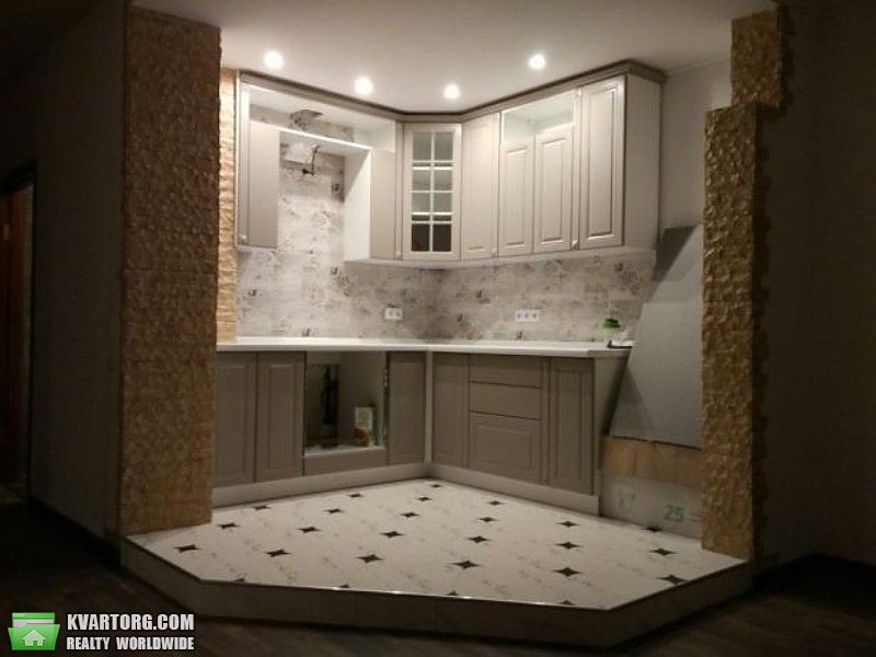 Sell 1-room apartment. Киев,  Набережно-Корчеватская — photo 1