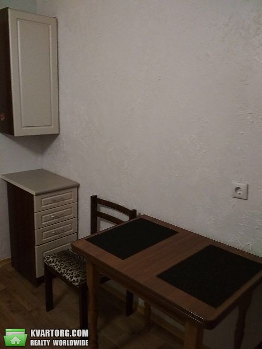 Rent out 1-room apartment. Киев, Ващенко — photo 5