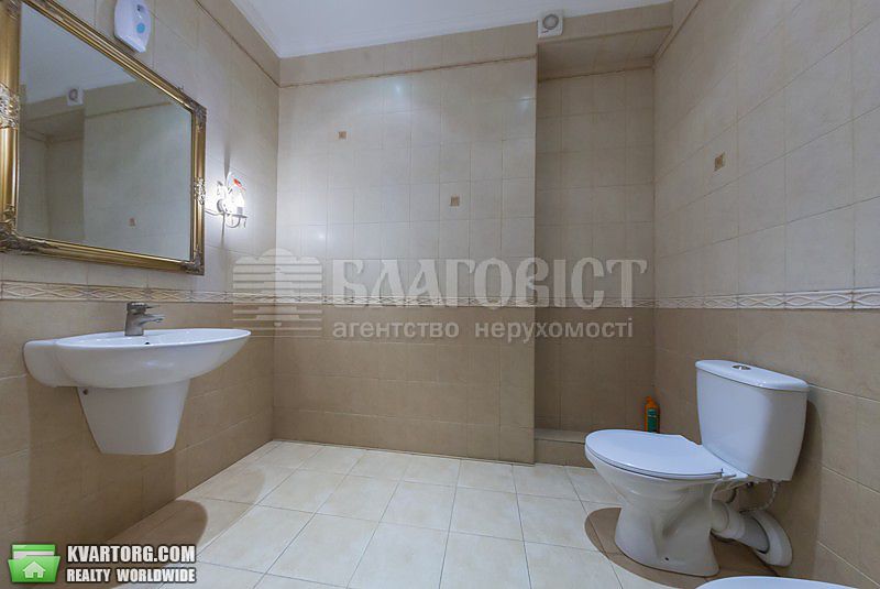 Rent out 3-room apartment. Киев,  Тургеневская — photo 1