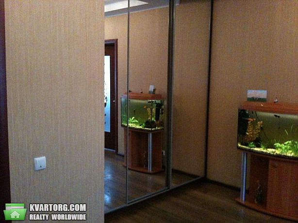 Sell 2-room apartment. Киев,  Вышгородская — photo 3