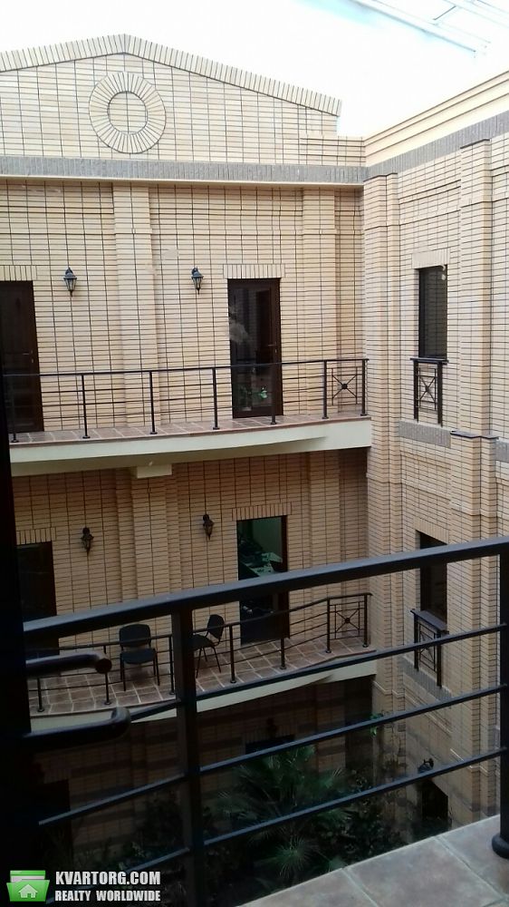 Rent out office. Киев, Мельникова — photo 1