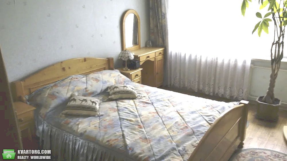 Rent out 2-room apartment. Львов, Наукова — photo 2