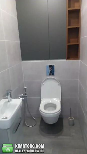 Rent out 2-room apartment. Киев,  Герцена — photo 8