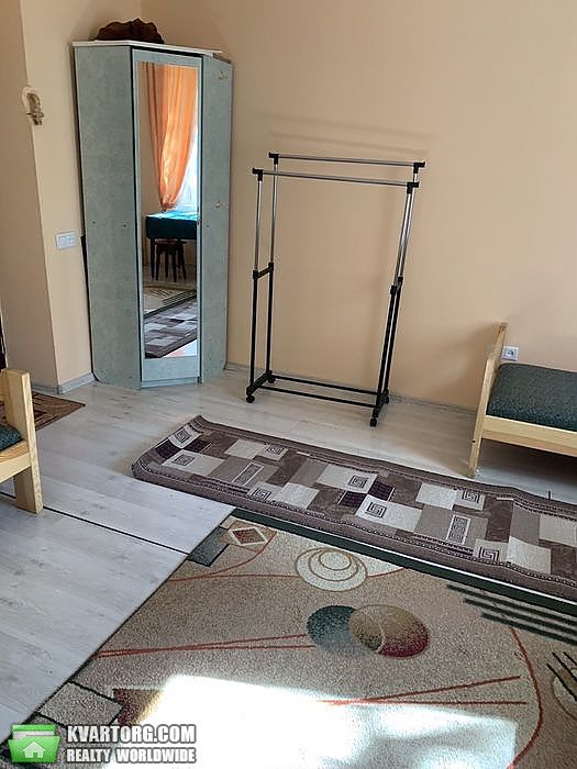 Rent out 1-room apartment. Львов, Франковский — photo 3