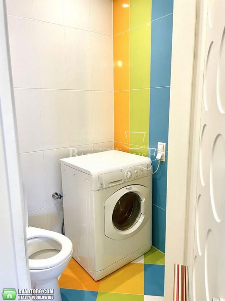 Rent out 3-room apartment. Киев, Лаврская — photo 10