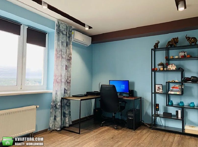 Sell 3-room apartment. Киев, пер. Моторный — photo 1